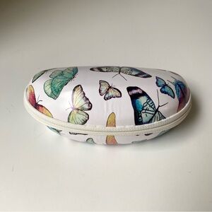Butterfly Sunglasses Glasses Case with zip and Cloth Size 6.5 x 3.25 x 2.5”